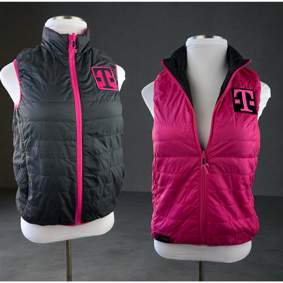 T-Mobile Full Zip Quilted Puffer Vest Employee Work Uniform Women's Medium - Picture 15 of 15